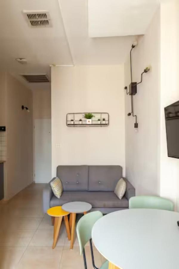 Ourplace Nachalat Binyamin Tel Aviv Bagian luar foto
