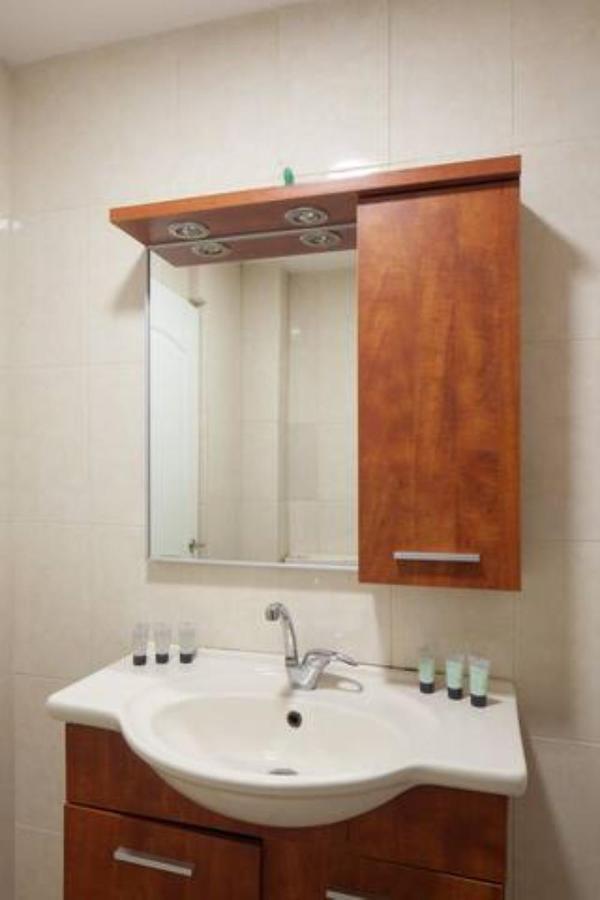 Ourplace Nachalat Binyamin Tel Aviv Bagian luar foto